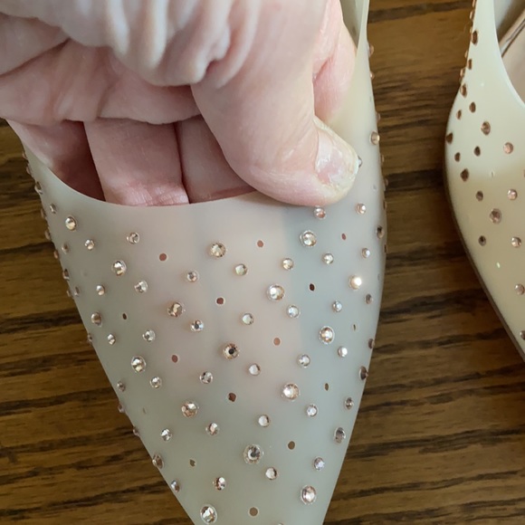 Gorgeous "Erregina " metallic gold JLO  see thru  jelly Heel - Picture 4 of 11